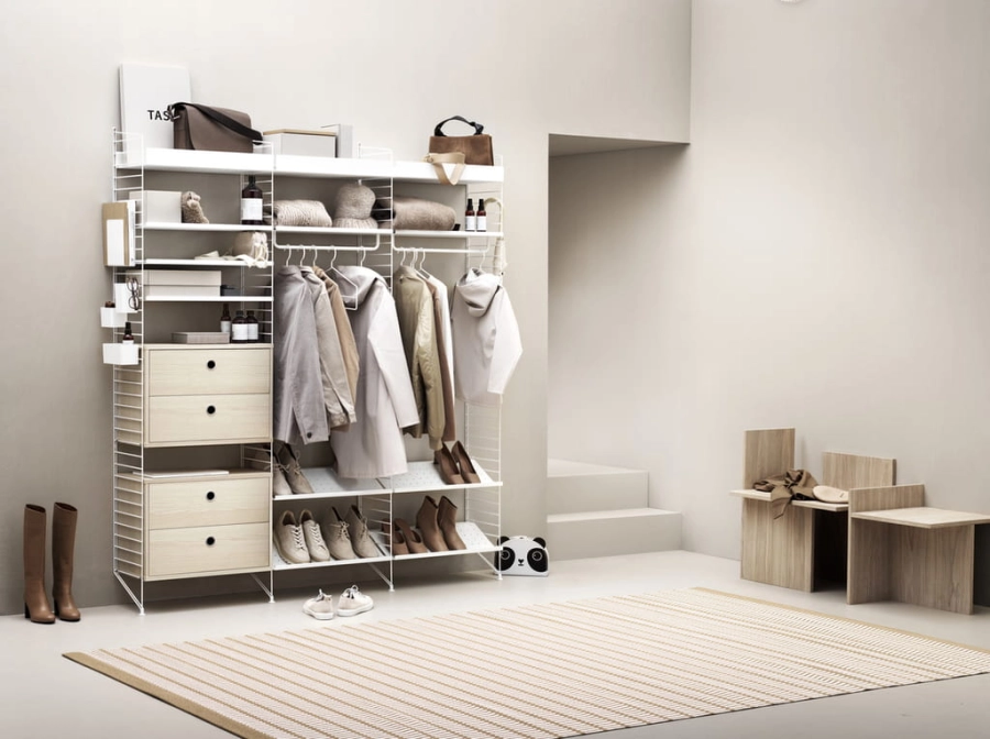 string-system-hallway-beige-white_landscape_medium.jpg