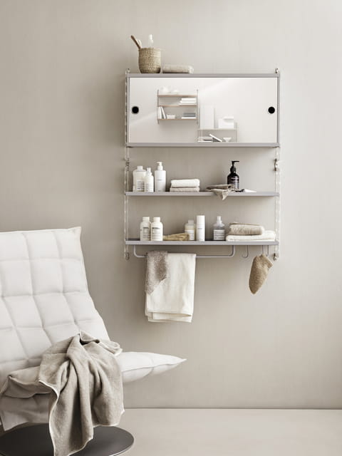string-plex-bathroom-grey-mirror_portrait_small.jpg