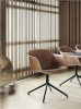 MUUTO krzesło obrotowe z podłokietnikami tapicerowane FIBER SWIVEL