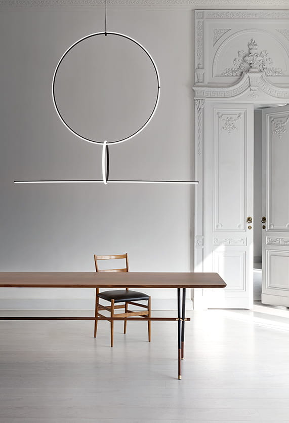 arrangements-suspension-line-anastassiades-flos-F0401030-product-life-03-571X835-1.jpg