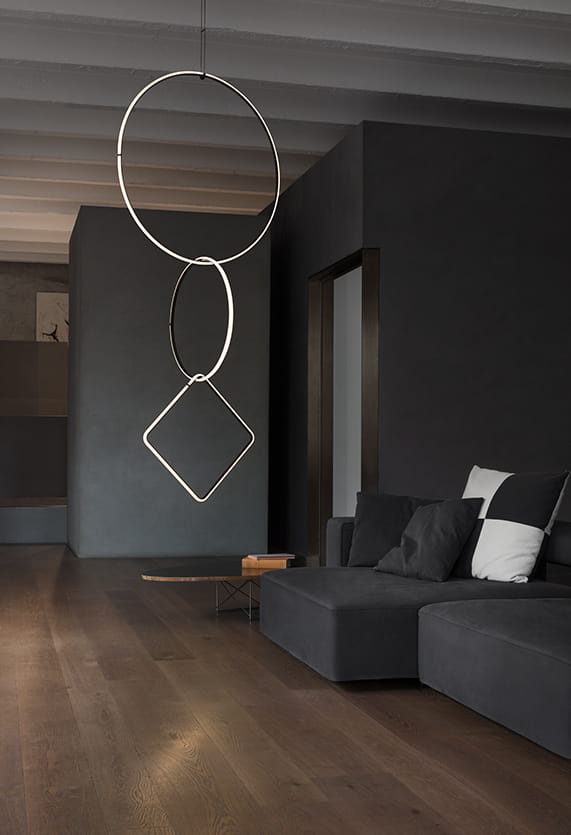 arrangements-suspension-round-medium-anastassiades-flos-F0407030-product-life-03-571X835.jpg