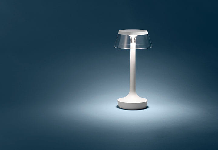 bon-jour-unplugged-table-starck-flos-F10370-product-life-03-720x498.jpg