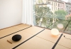 glo-ball-basic-table-1-morrison-flos-F30210-product-life-03-720x498.jpg