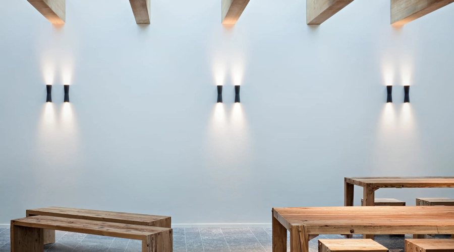 clessidra-ceiling-wall-citterio-flos-F15830-02-1440x802.jpg