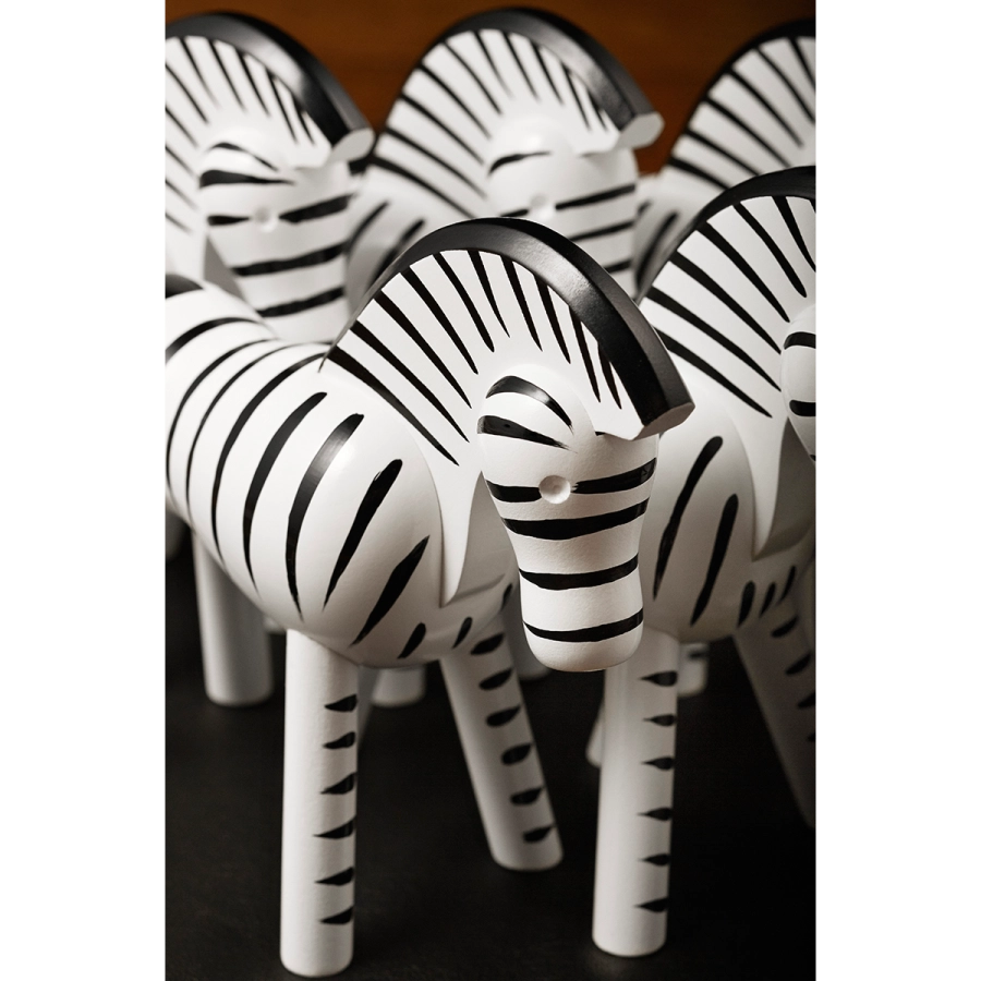 zebra-black-white--1500x1500-4.png