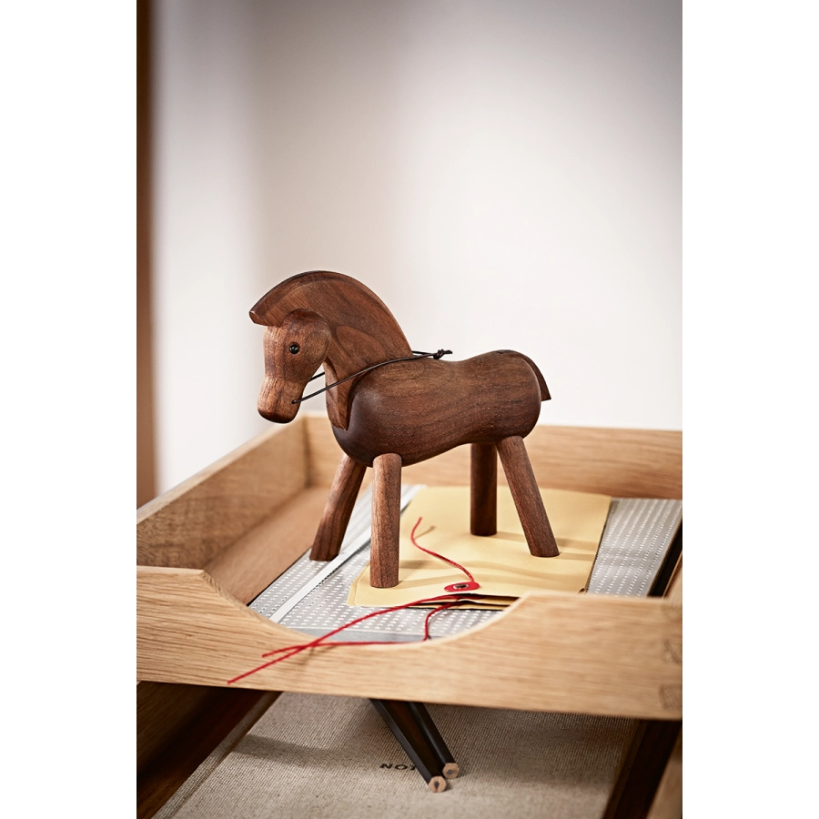 horse-walnut--1500x1500-4.png