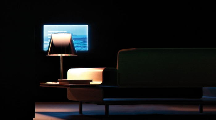 ktribe-table-2-starck-flos-F63030-product-life-01-1440x802.jpg