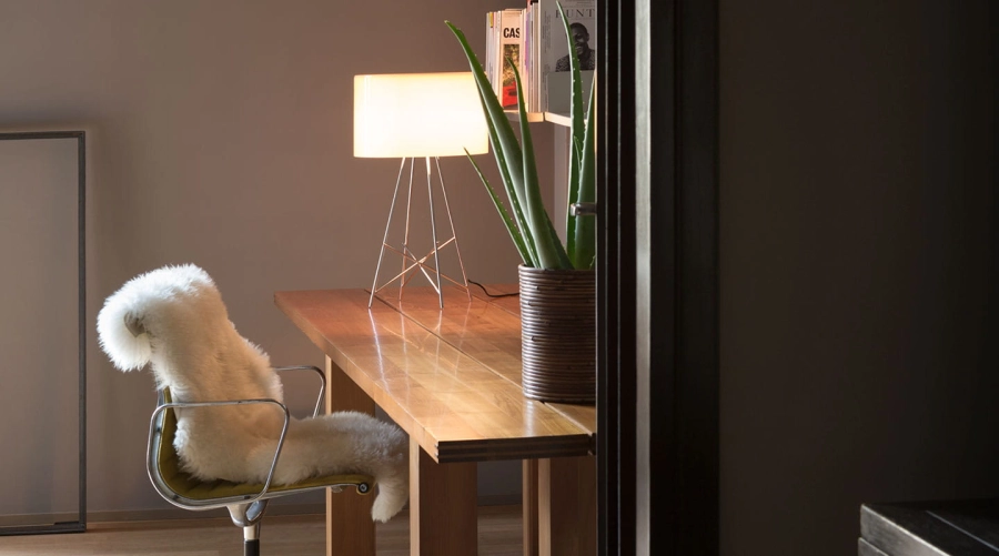 FLOS lampa stołowa RAY T