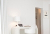 spun-light-table-1-wrong-flos-F66100-product-life-03-720x498-3.jpg