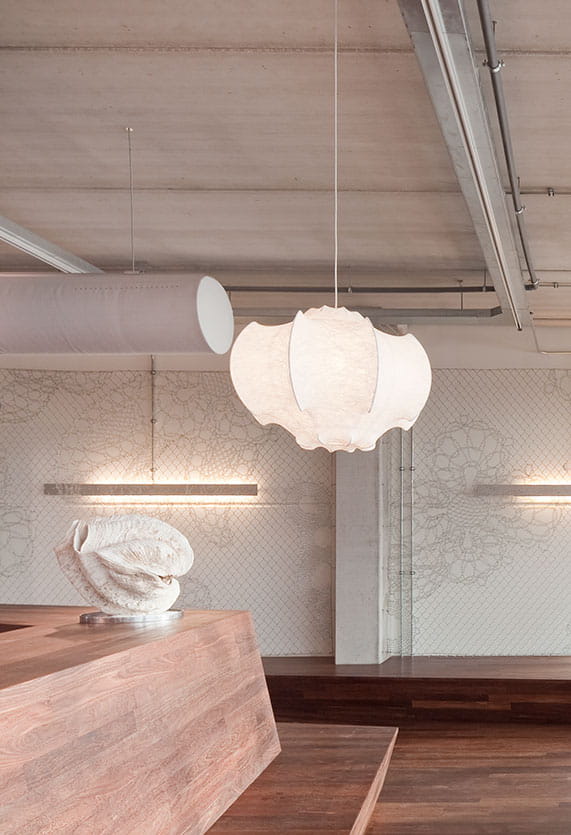 viscontea-suspension-a-pg-castiglioni-flos-F80010-product-life-02-571x835.jpg