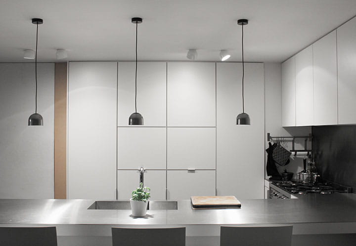 wan-suspension-grawunder-flos-F95600-product-life-03-720x498.jpg