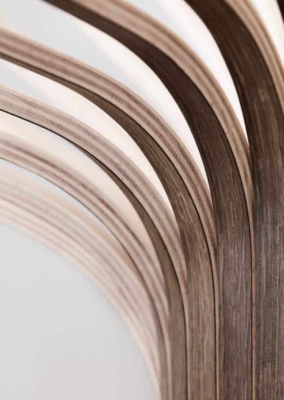 Diva_smoked_oak_closeup-Northern_photo_Chris_Tonnesen-Low-res-583x819.jpg