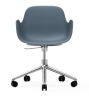 NORMANN COPENHAGEN krzesło na kółkach z regulacją wysokości z podłokietnikami FORM SWIVEL 5W aluminium/niebieskie