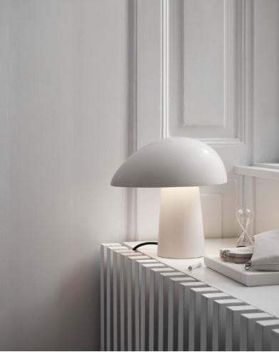 FRITZ HANSEN lampa stołowa NIGHT OWL biała
