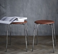 FRITZ HANSEN taboret DOT brązowy