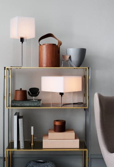 FRITZ HANSEN fotel miniaturka MINIATURE SWAN czarna