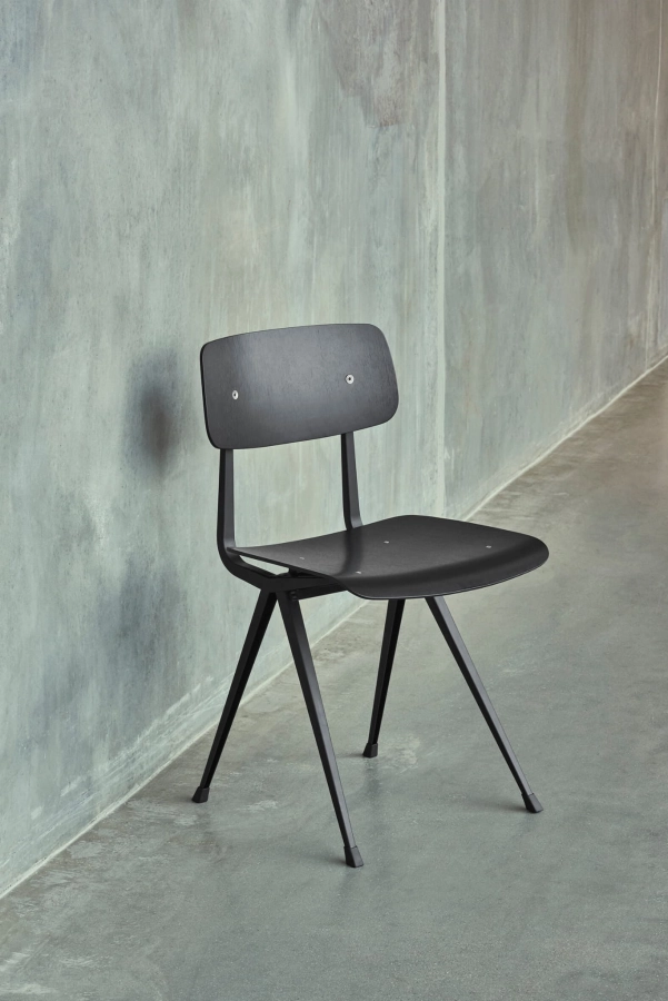Result Chair catalogue 04.jpg