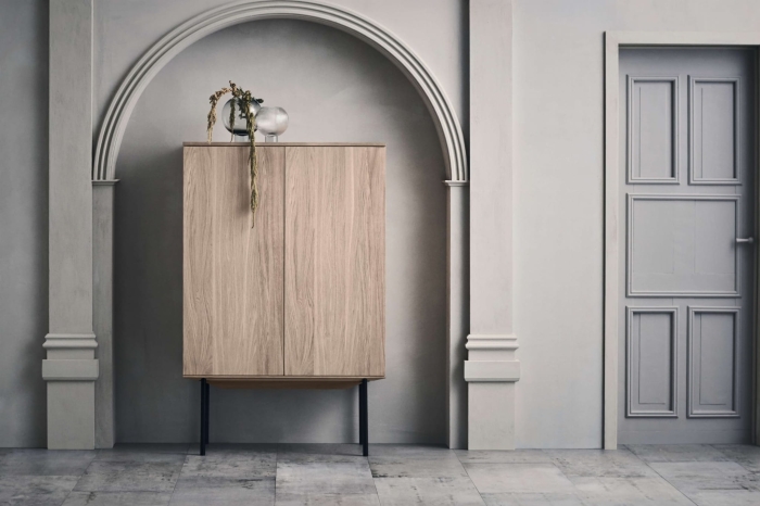 silent-highboard-closed-calice.jpg