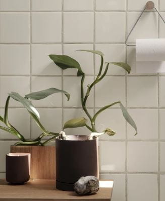 FERM LIVING stołek OBLIQUE dąb