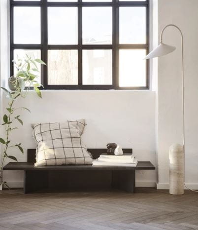 FERM LIVING lampa podłogowa ARUM kaszmirowa