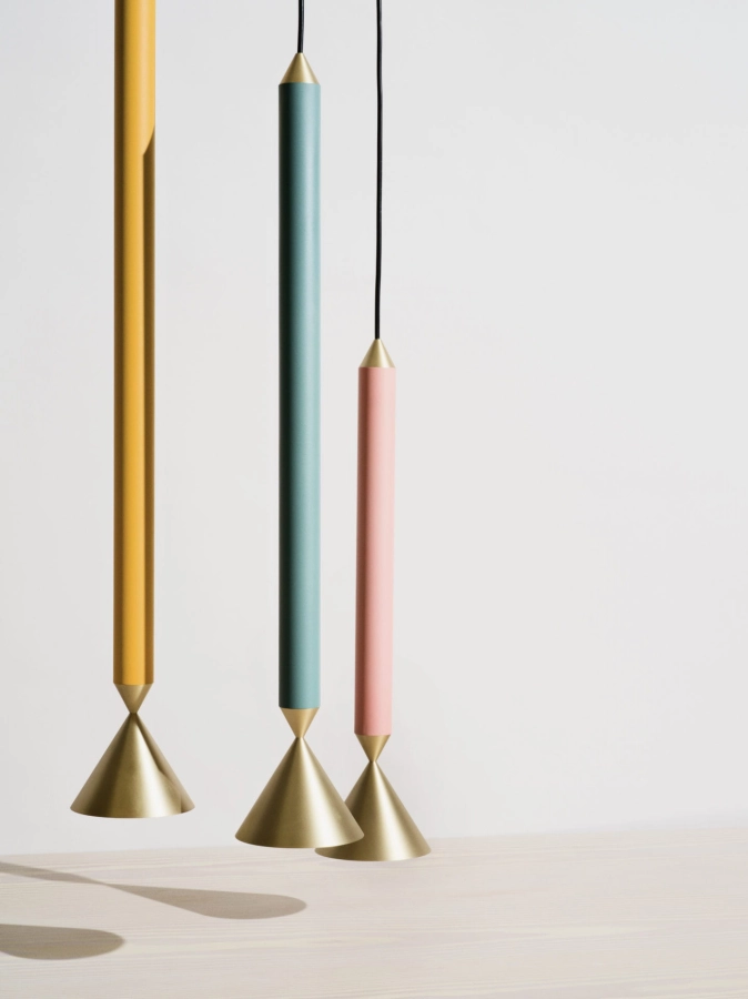 392117_apollo_39_pendant_lamp_deep_sea_brass_high_res_2-1-1439x1920.jpg