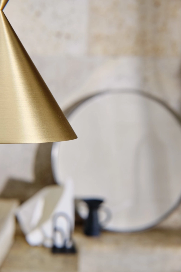 Apollo_brushed-brass_1-1280x1920.jpg