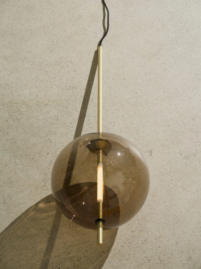 517112_Kandinsky_30_smoked_brown_interior_1-1439x1920.jpg