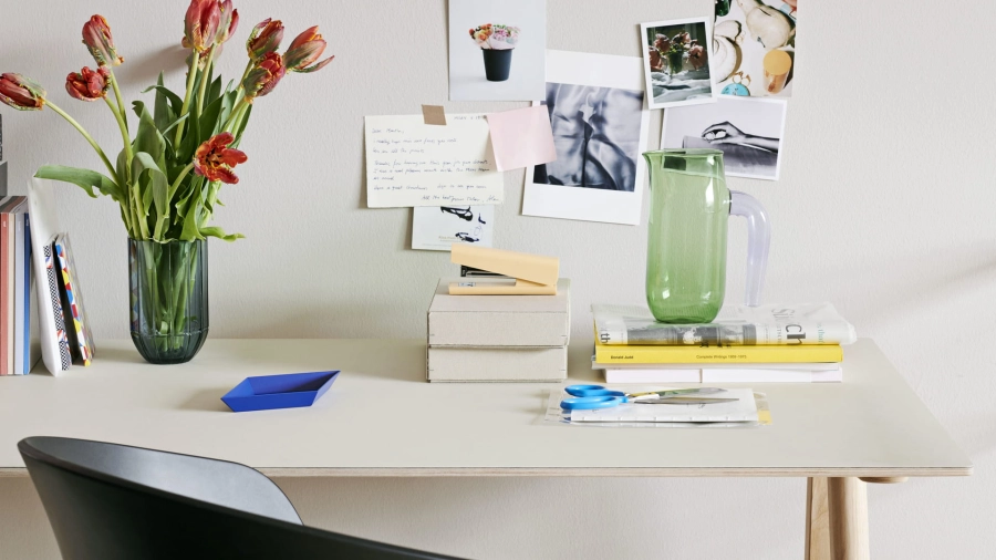 Jug L green_CPH 90 Desk_Colour Vase blue.jpg
