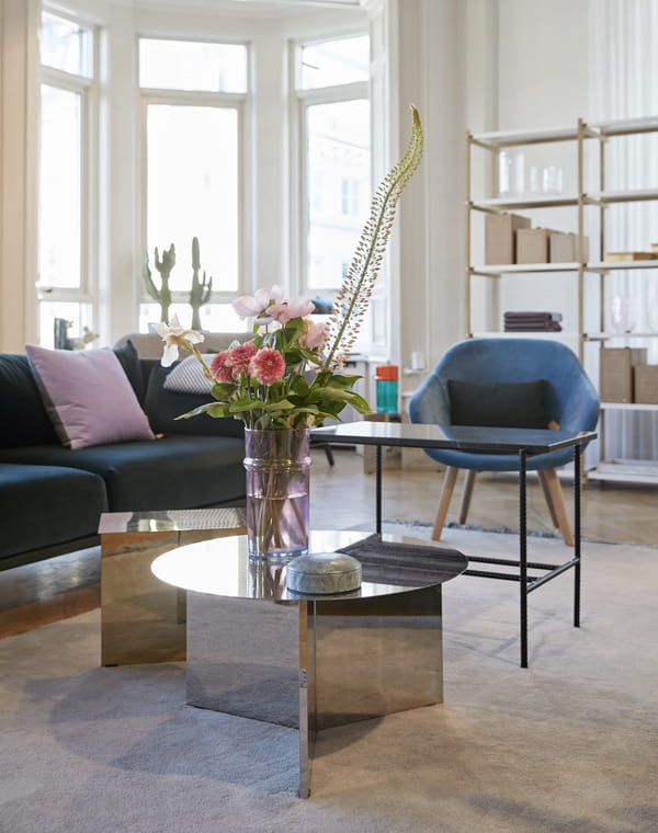 Moroccan Vase L pink_Slit Table Mirror_Lens box_Raw Rug.jpg
