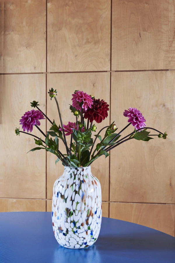 Splash Vase round L white dot.jpg
