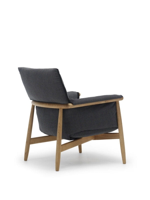 CARL HANSEN & SØN fotel tapicerowany EMBRACE E015