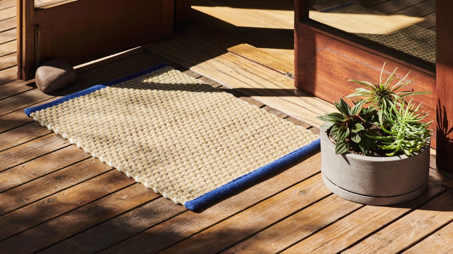Door Mat yellow_Plant Pot with Saucer XL grey.jpg