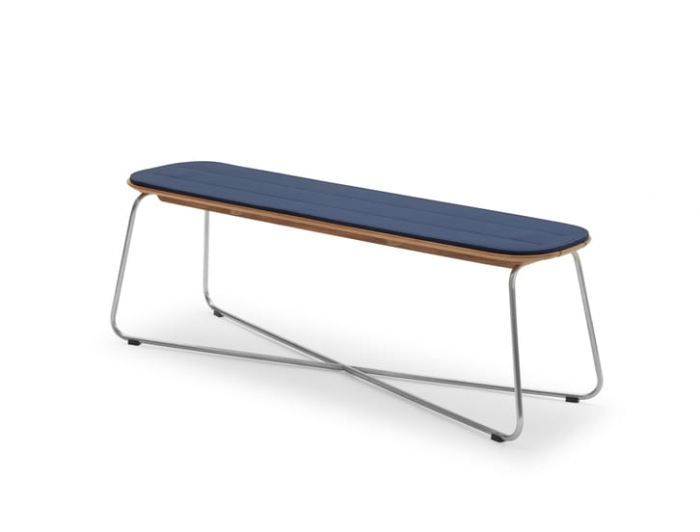 1961021_Lilium_Bench_Cushion,_Marine.jpg