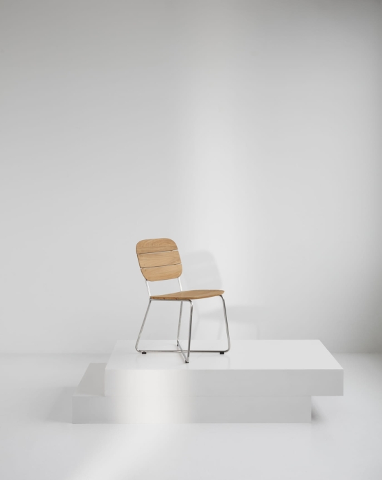 1420074_Lilium_Chair_M_1.jpg