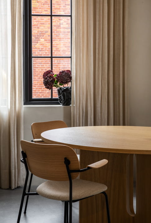MENU_Androgyne Dining Table_Co Chair (2).jpg