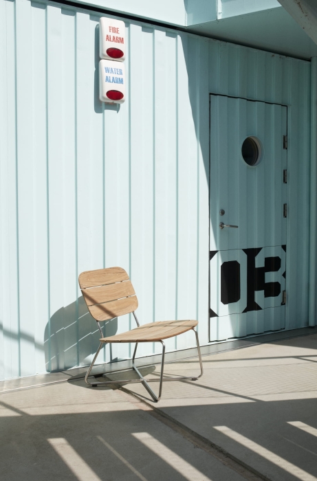 1420070_Lilium_Lounge_Chair_M.jpg