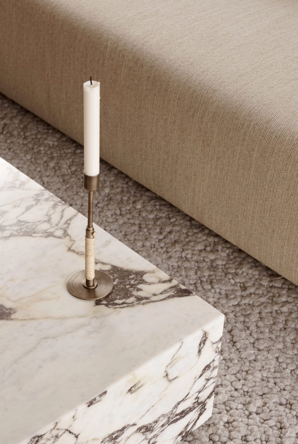 MENU_Plinth_Duca_Gravel Rug.jpg