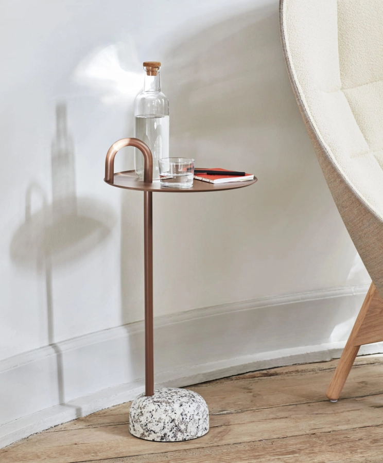 Bowler pale brown_Bottle clear_Glass.jpg