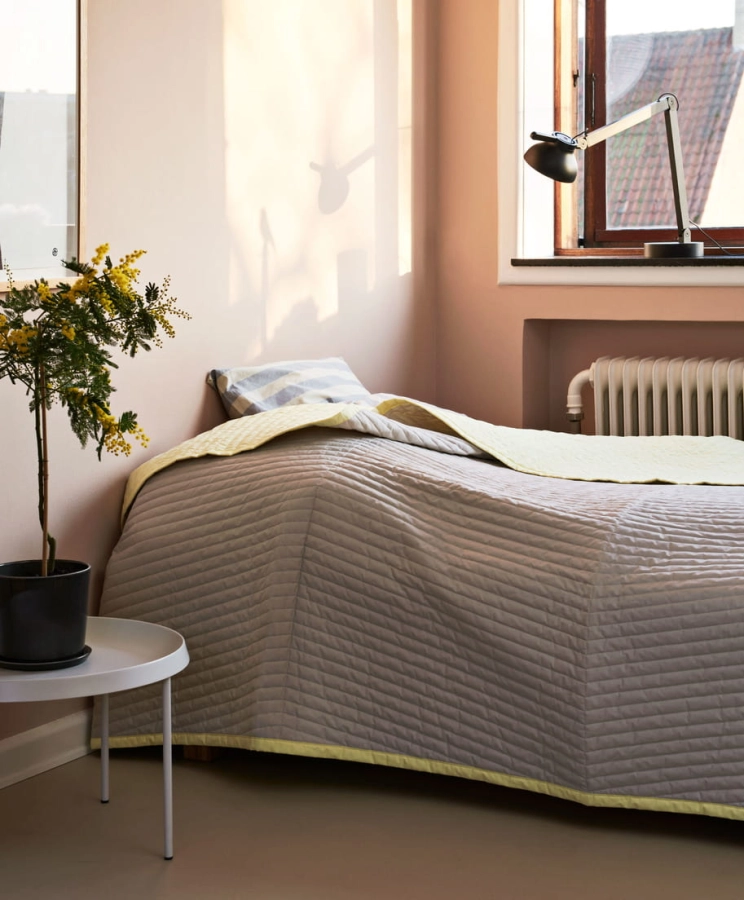 Bias Quilt lemon sorbet_Tulou white_Botanical Family anthracite_Ete Pillow Case light blue.jpg