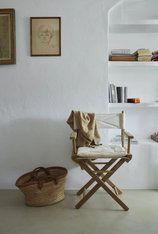 S1900585_Directors_Chair_M.jpg