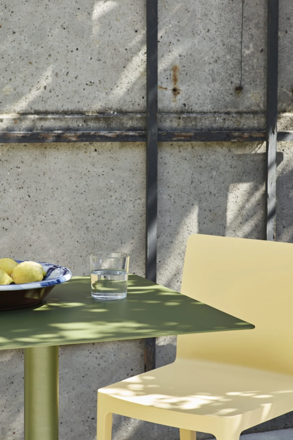 Palissade Cone Table olive_Elementaire Chair light yellow_Swirl bowl (1).jpg