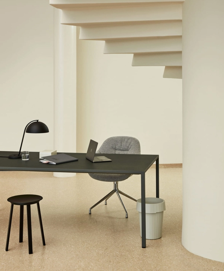 AAC 121 Soft Chair Hallingdal 116  alu base_Revolver Stool black_New Order Table charcoal.jpg