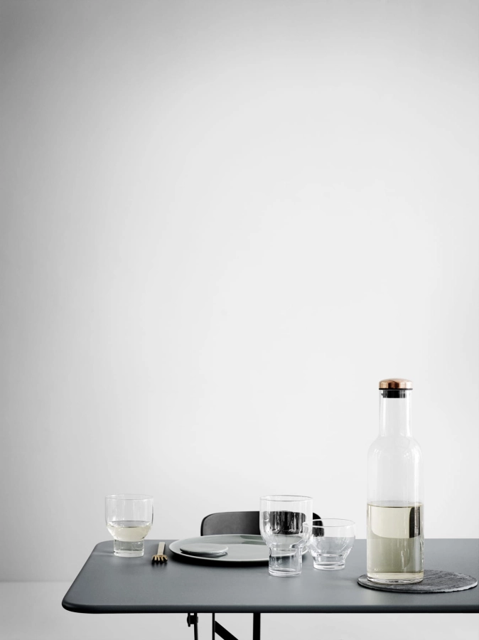 Bottle Carafe_Location_Norm_02 (1).jpg