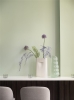 Ridge-vase-H35-off-white-corky-grey-oslo-bar-stool-ocean-32-muuto-org.jpg