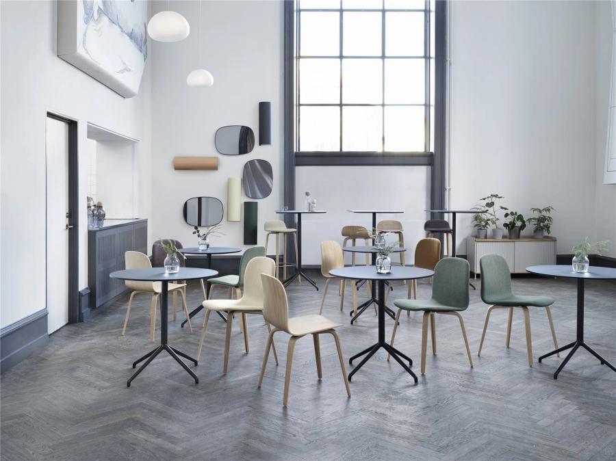Visu-Chair-Bar-Stool-Canvas-926-414-424-674-Still-Cafe-Silent-Framed-Corky-Fluid-Enfold-Horizontal-Muuto-Org.jpg