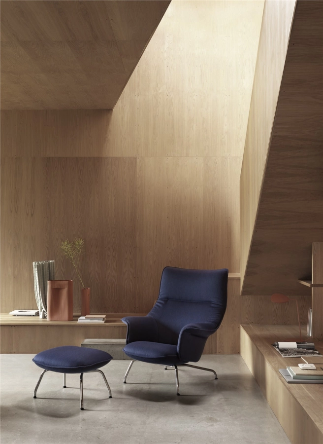 doze-lounge-chair-ottoman-balder-782-chrome-leaf-lamp-ridge-vase-muuto-org.jpg