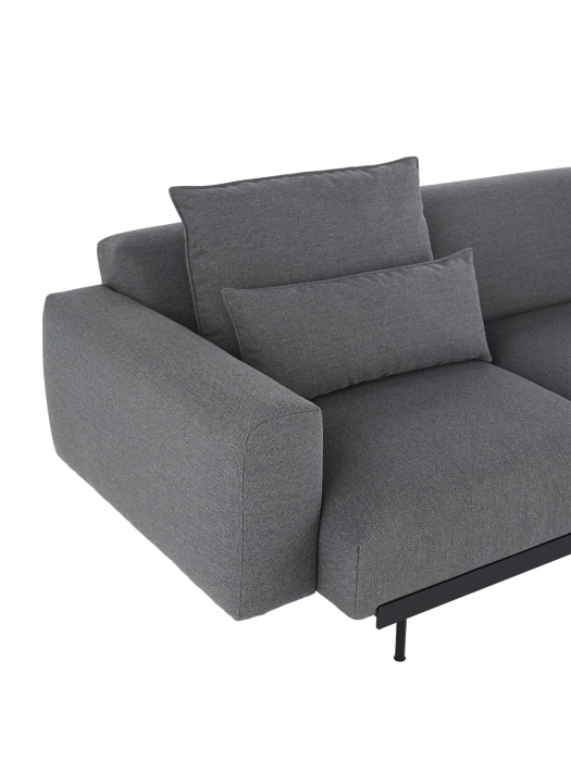 In-situ-sofa-4-seater-config-3-ocean-80-Muutob-5000x6667.jpg