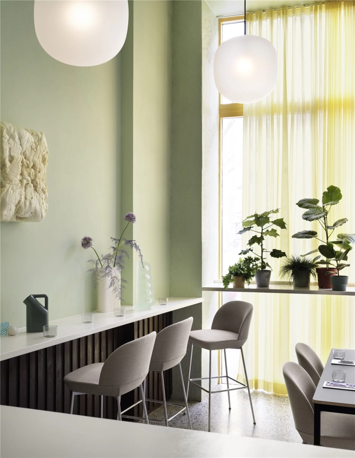 Oslo-bar-stool-ocean-32-chrome-rime-pendant-black-ridge-vase-tub-jug-muuto-org.jpg