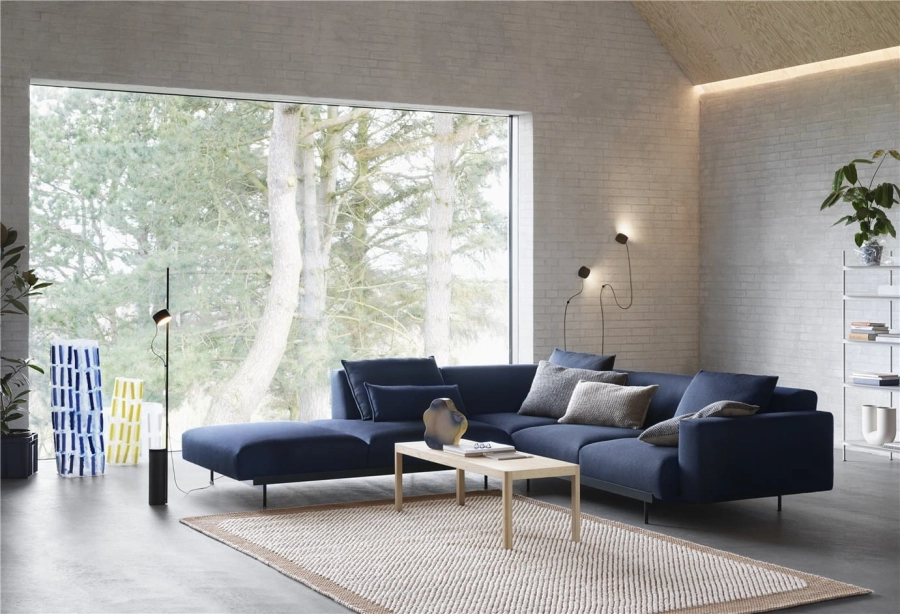 In-situ-corner-conf-2-vidar-554-pebble-orange-workshop-oak-post-lamp-muuto-landscape-org.jpg