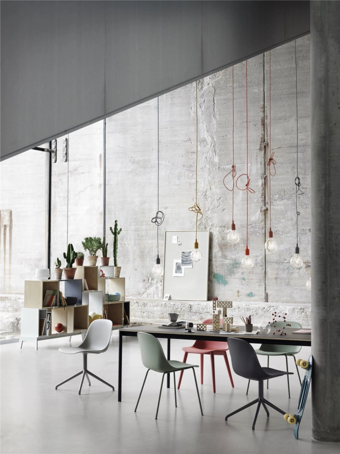 Fiber-sidechair-stacked-e27-base-Table-org.jpg